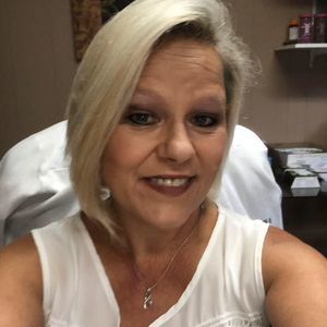 Meet your Posher, Angie